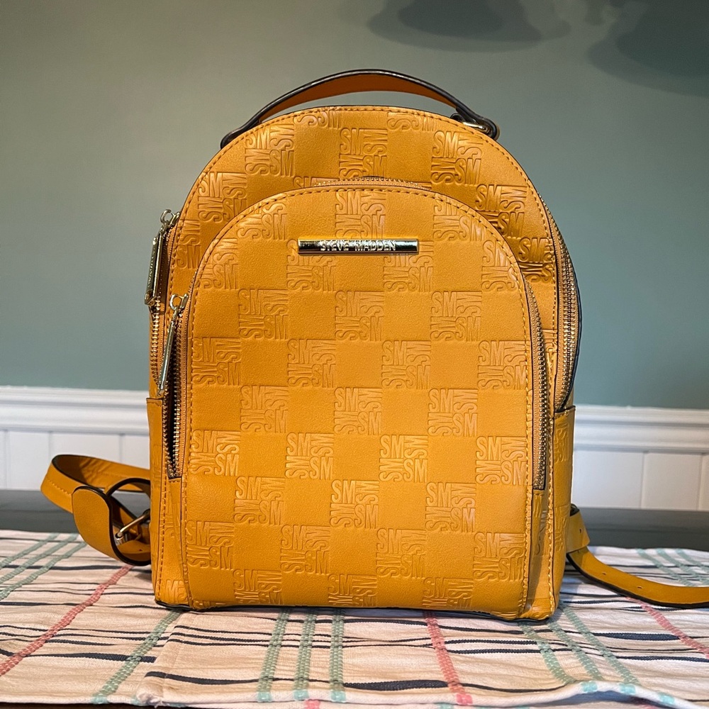 Like new Steve Madden bag